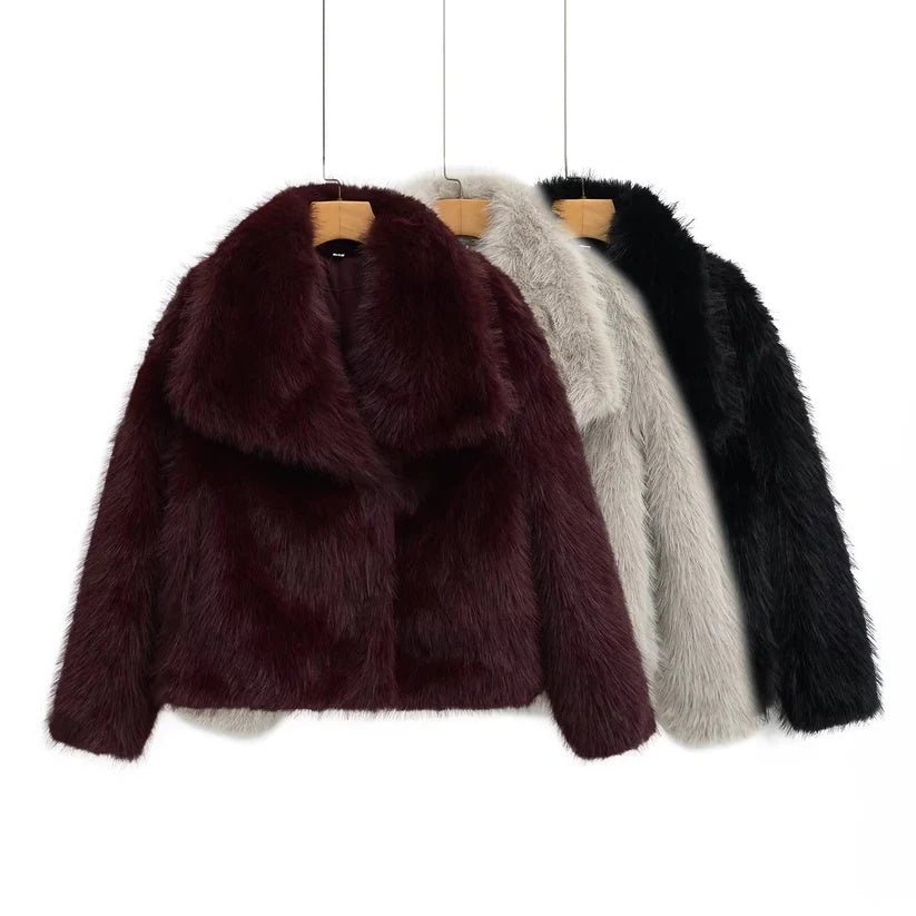 "ZOE" - FAUX FUR JACKET (VIRAL)